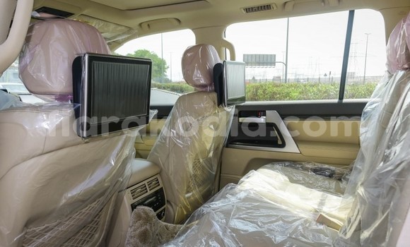Acheter Occasion Voiture Toyota Land Cruiser Blanc à Antananarivo, Analamanga Acheter Occasion Voiture Toyota Land Cruiser Blanc à Antananarivo, Analamanga