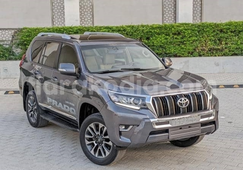 Big with watermark toyota land cruiser prado analamanga antananarivo 9217