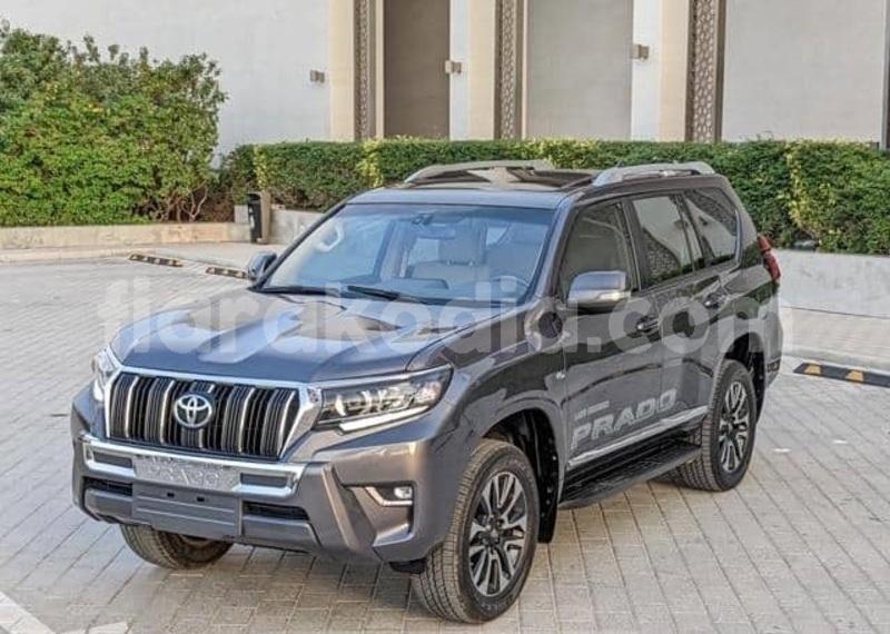 Big with watermark toyota land cruiser prado analamanga antananarivo 9217
