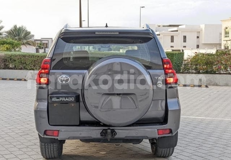 Big with watermark toyota land cruiser prado analamanga antananarivo 9217