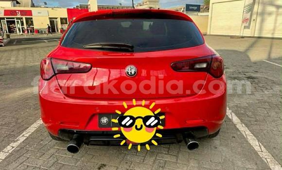 Acheter Occasion Voiture Alfa Romeo Giulietta Rouge à Antananarivo, Analamanga Acheter Occasion Voiture Alfa Romeo Giulietta Rouge à Antananarivo, Analamanga