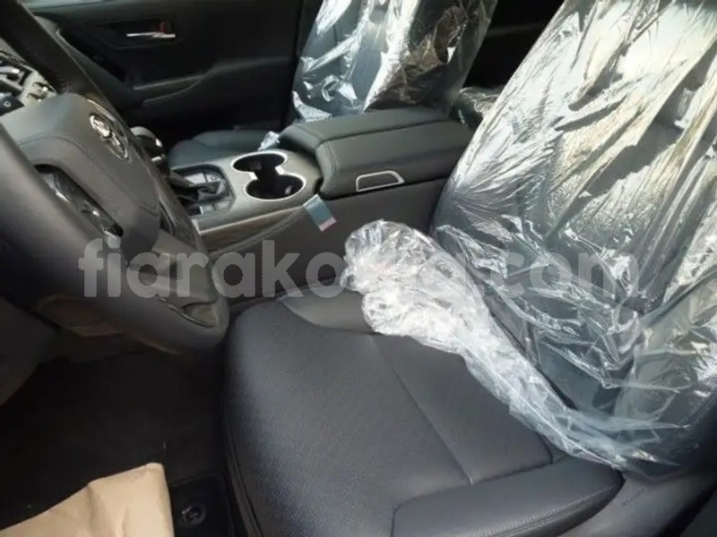 Big with watermark toyota land cruiser haute matsiatra ambalavao 9228