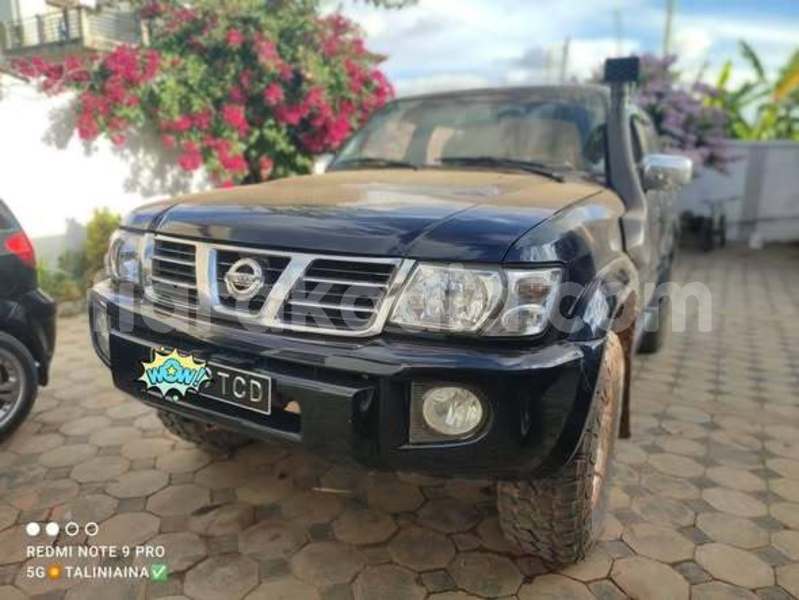 Big with watermark nissan patrol analamanga antananarivo 9233
