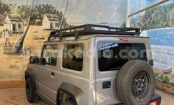 Acheter Occasion Voiture Suzuki Jimny Autre à Antananarivo, Analamanga Acheter Occasion Voiture Suzuki Jimny Autre à Antananarivo, Analamanga