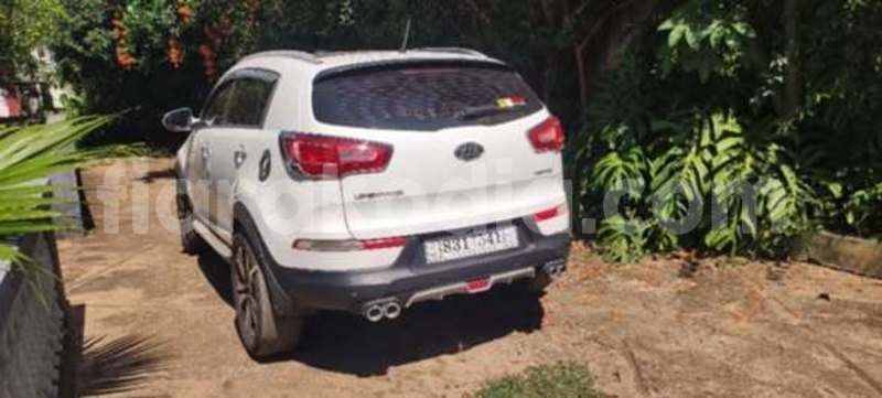Big with watermark kia sportage analamanga antananarivo 9236