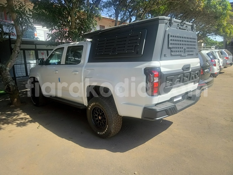 Big with watermark jmc baodian analamanga antananarivo 9237