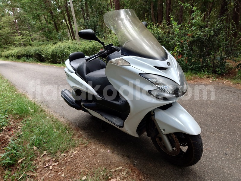 Big with watermark yamaha majesty analamanga antananarivo 9239