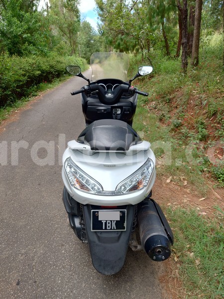 Big with watermark yamaha majesty analamanga antananarivo 9239