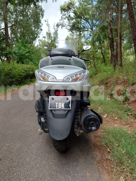 Big with watermark yamaha majesty analamanga antananarivo 9239