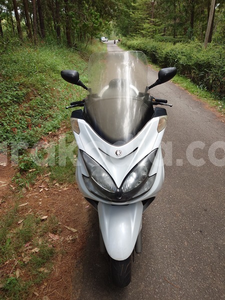 Big with watermark yamaha majesty analamanga antananarivo 9239