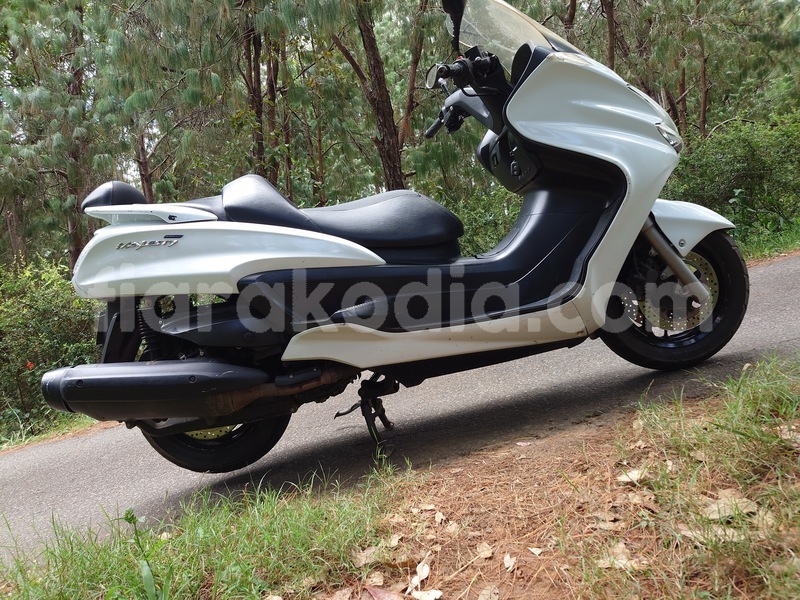 Big with watermark yamaha majesty analamanga antananarivo 9239