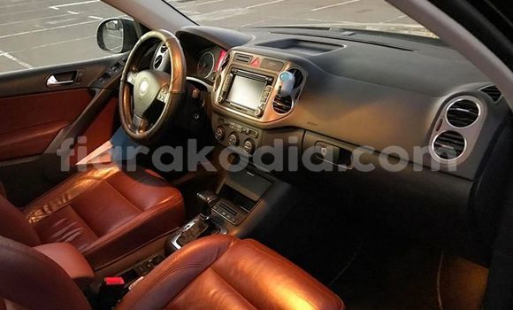 Acheter Occasion Voiture Volkswagen Tiguan Noir à Antananarivo, Analamanga Acheter Occasion Voiture Volkswagen Tiguan Noir à Antananarivo, Analamanga