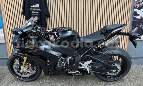 Buy New Yamaha TMAX Black Bike in Antsohihy in Sofia Buy New Yamaha TMAX Black Bike in Antsohihy in Sofia