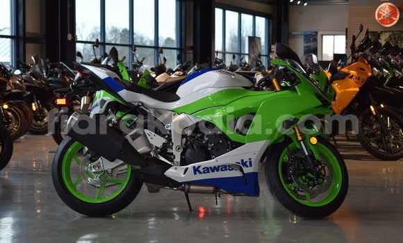 Buy New Yamaha TMAX Black Bike in Antsohihy in Sofia Buy New Yamaha TMAX Black Bike in Antsohihy in Sofia