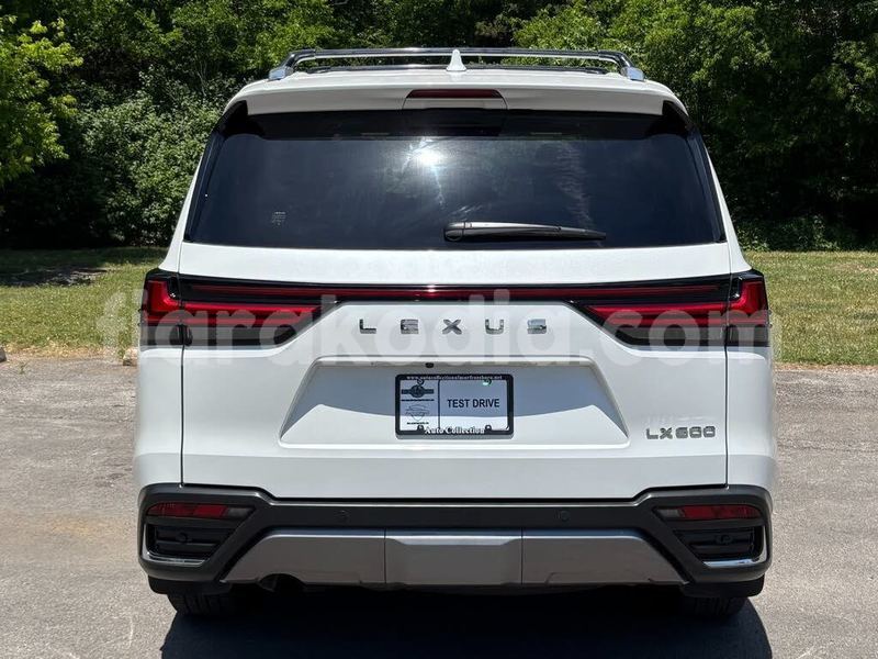Big with watermark lexus lx analamanga antananarivo 9252