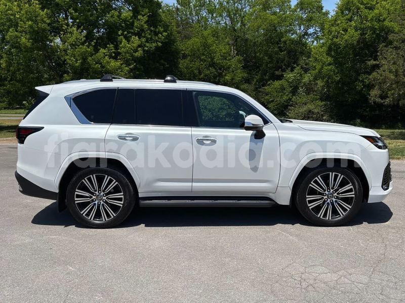 Big with watermark lexus lx analamanga antananarivo 9252