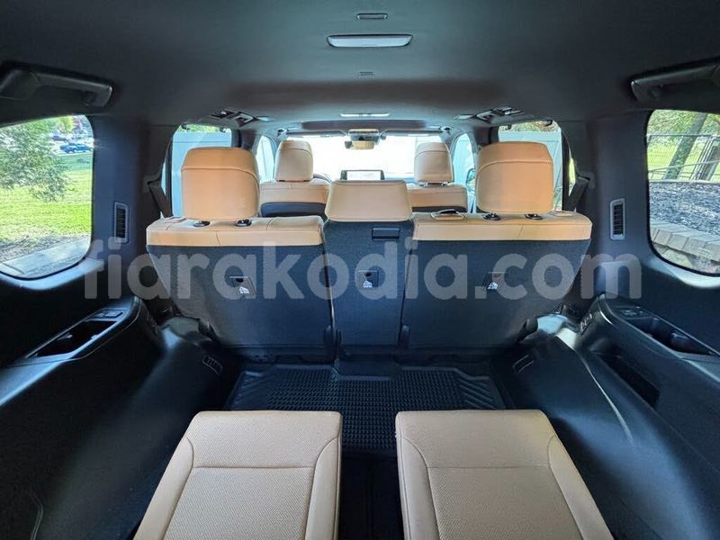 Big with watermark lexus lx analamanga antananarivo 9252