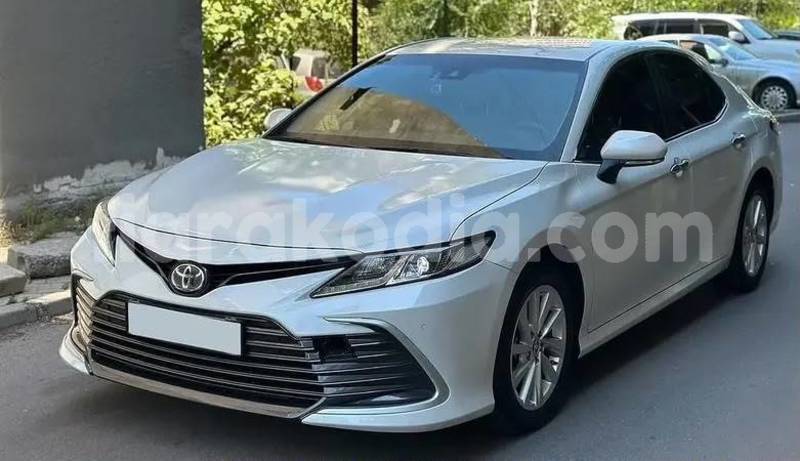 Big with watermark toyota camry analamanga antananarivo 9254