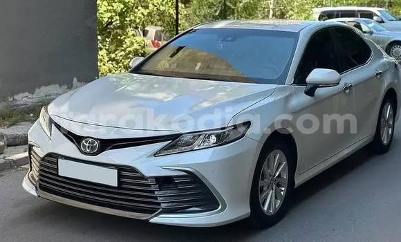 Acheter Occasion Voiture Toyota Camry Blanc à Antananarivo, Analamanga Acheter Occasion Voiture Toyota Camry Blanc à Antananarivo, Analamanga