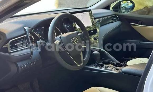 Acheter Occasion Voiture Toyota Camry Blanc à Antananarivo, Analamanga Acheter Occasion Voiture Toyota Camry Blanc à Antananarivo, Analamanga