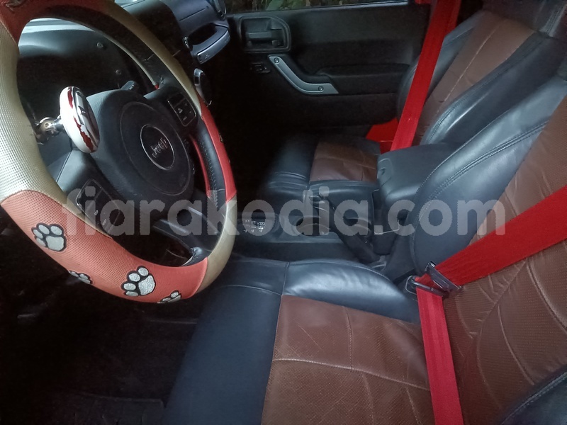 Big with watermark jeep wrangler analamanga antananarivo 9256