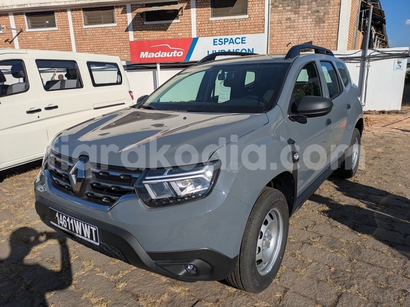 Big with watermark renault duster diana nosy be nossi be 9257