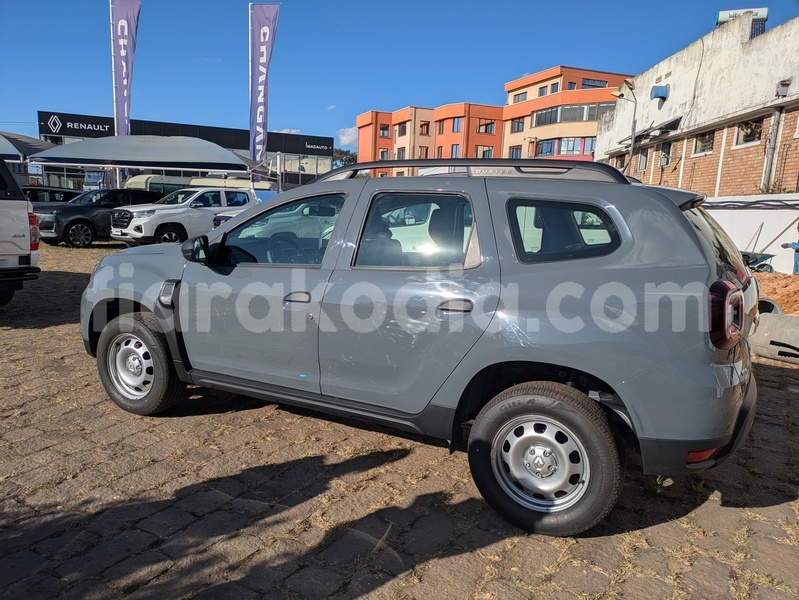 Big with watermark renault duster diana nosy be nossi be 9257