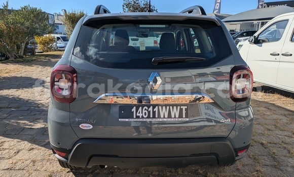 Acheter Neuf Voiture Renault Duster Gris à Nosy Be (Nossi–bé), Diana Acheter Neuf Voiture Renault Duster Gris à Nosy Be (Nossi–bé), Diana