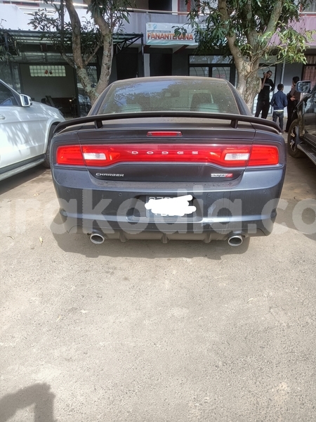 Big with watermark dodge charger analamanga antananarivo 9258