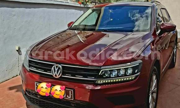 Acheter Occasion Voiture Volkswagen Tiguan Rouge à Antananarivo, Analamanga Acheter Occasion Voiture Volkswagen Tiguan Rouge à Antananarivo, Analamanga