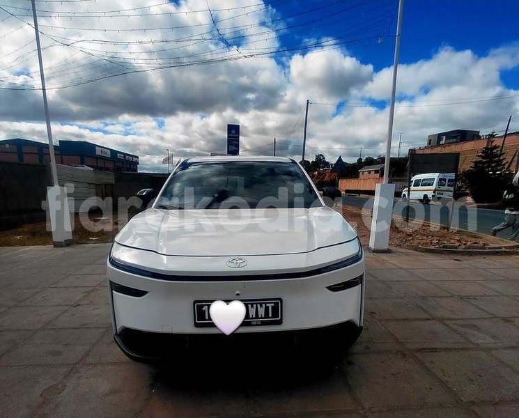 Big with watermark toyota brevis analamanga antananarivo 9262