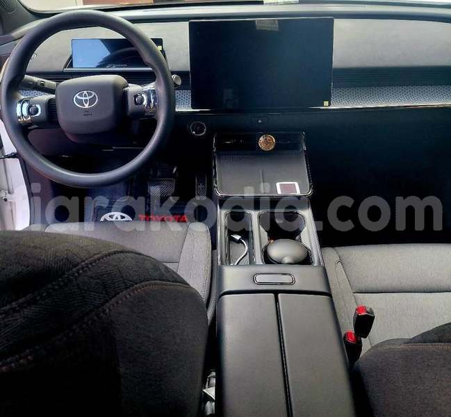 Big with watermark toyota brevis analamanga antananarivo 9262