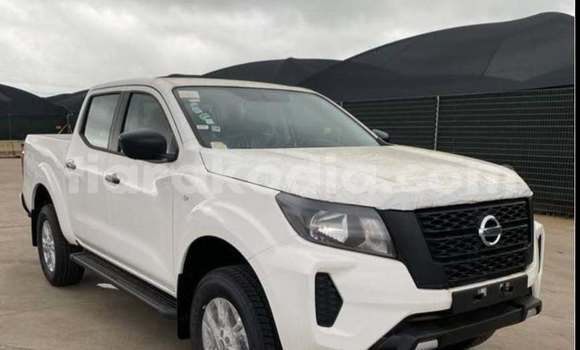 Acheter Occasion Voiture Nissan Navara Blanc à Antananarivo, Analamanga