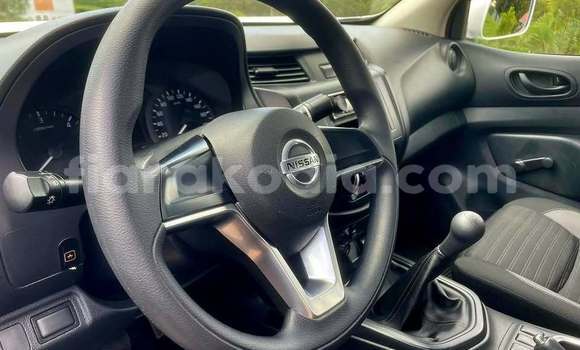 Acheter Occasion Voiture Nissan Navara Blanc à Antananarivo, Analamanga Acheter Occasion Voiture Nissan Navara Blanc à Antananarivo, Analamanga