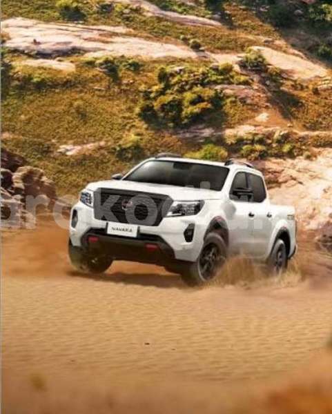 Big with watermark nissan navara analamanga antananarivo 9273