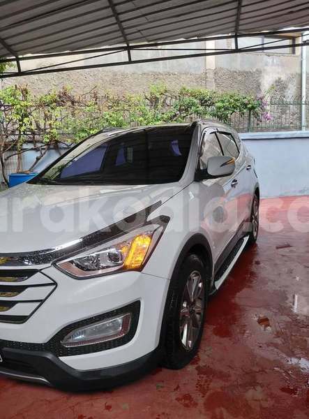 Big with watermark hyundai santa fe analamanga antananarivo 9277