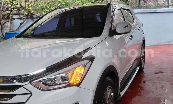 Acheter Occasion Voiture Hyundai Santa Fe Blanc à Antananarivo, Analamanga