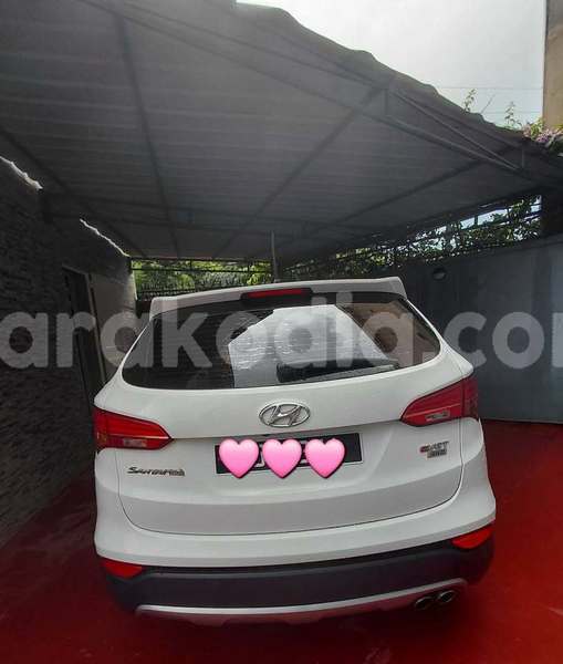 Big with watermark hyundai santa fe analamanga antananarivo 9277