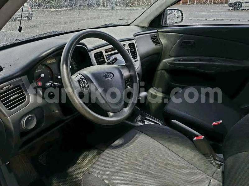 Big with watermark kia carens analamanga antananarivo 9279