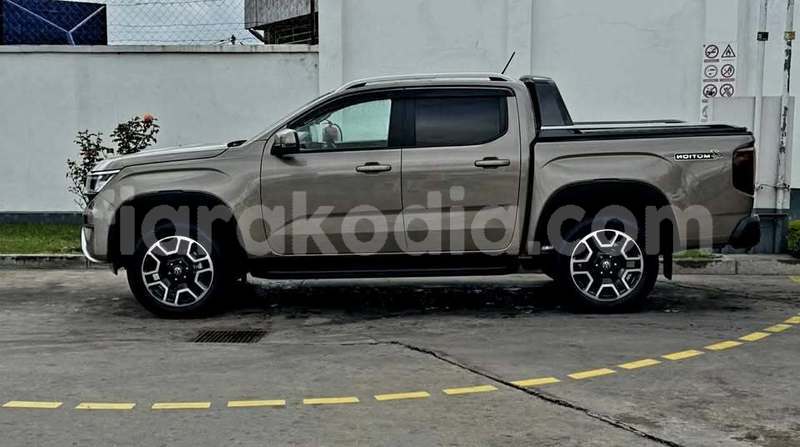 Big with watermark volkswagen amarok analamanga antananarivo 9281