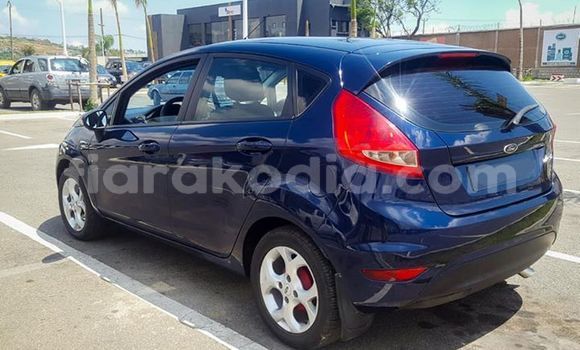 Acheter Occasion Voiture Ford Fiesta Bleu à Antananarivo, Analamanga Acheter Occasion Voiture Ford Fiesta Bleu à Antananarivo, Analamanga