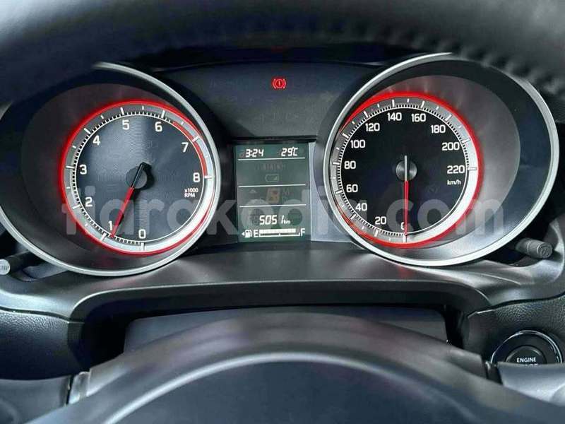 Big with watermark suzuki swift analamanga antananarivo 9287
