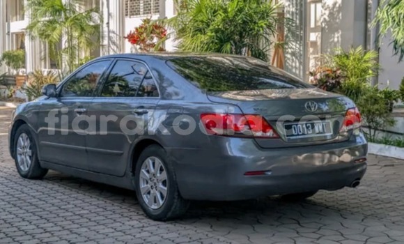Acheter Occasion Voiture Toyota Camry Gris à Antananarivo, Analamanga Acheter Occasion Voiture Toyota Camry Gris à Antananarivo, Analamanga