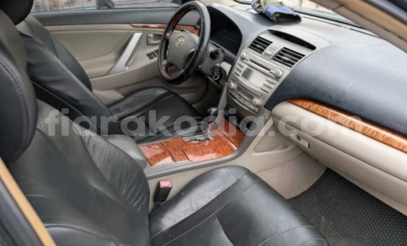Acheter Occasion Voiture Toyota Camry Gris à Antananarivo, Analamanga Acheter Occasion Voiture Toyota Camry Gris à Antananarivo, Analamanga