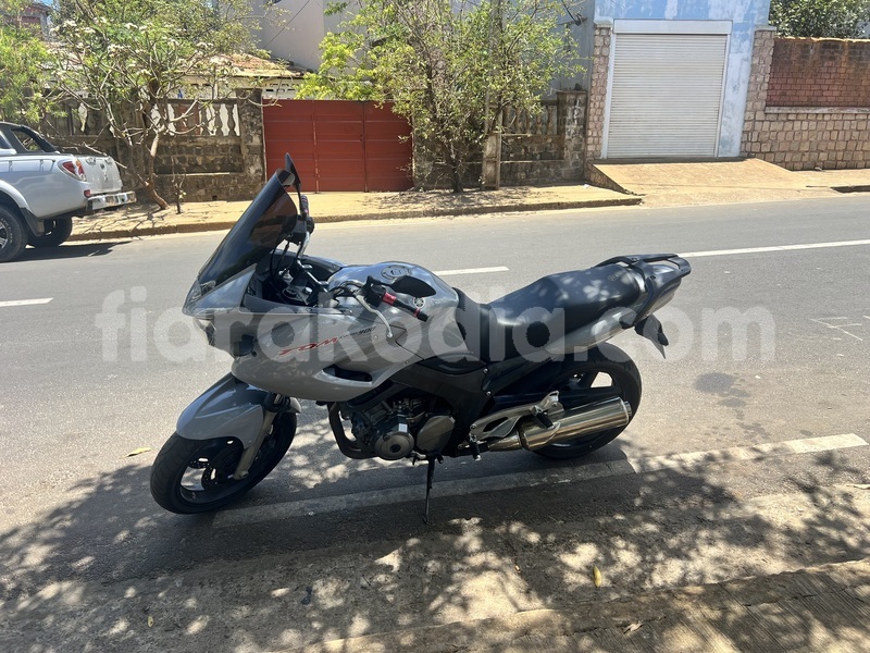 Big with watermark yamaha tdm diana antsiranana 9294