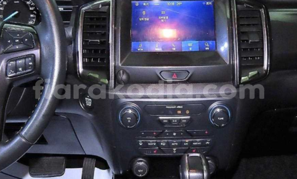 Buy Import Ford Ranger Blue Car in Toamasina in Atsinanana Buy Import Ford Ranger Blue Car in Toamasina in Atsinanana