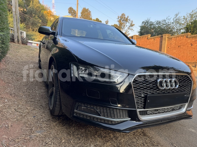 Big with watermark audi s4 analamanga antananarivo 9302