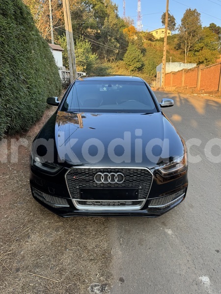 Big with watermark audi s4 analamanga antananarivo 9302