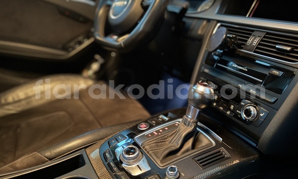 Buy Used Audi S4 Black Car in Antananarivo in Analamanga Buy Used Audi S4 Black Car in Antananarivo in Analamanga