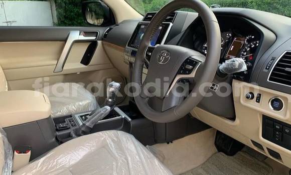 Buy Used Toyota Land Cruiser Prado Black Car in Antananarivo in Analamanga Buy Used Toyota Land Cruiser Prado Black Car in Antananarivo in Analamanga